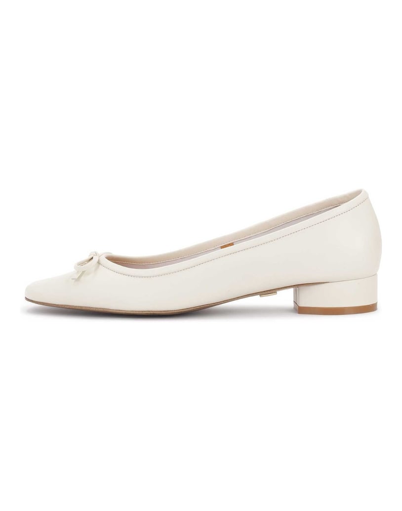 Kazar-Weiße-Pumps-aus-Leder-mit-niedrigen-Absätzen-weiss
