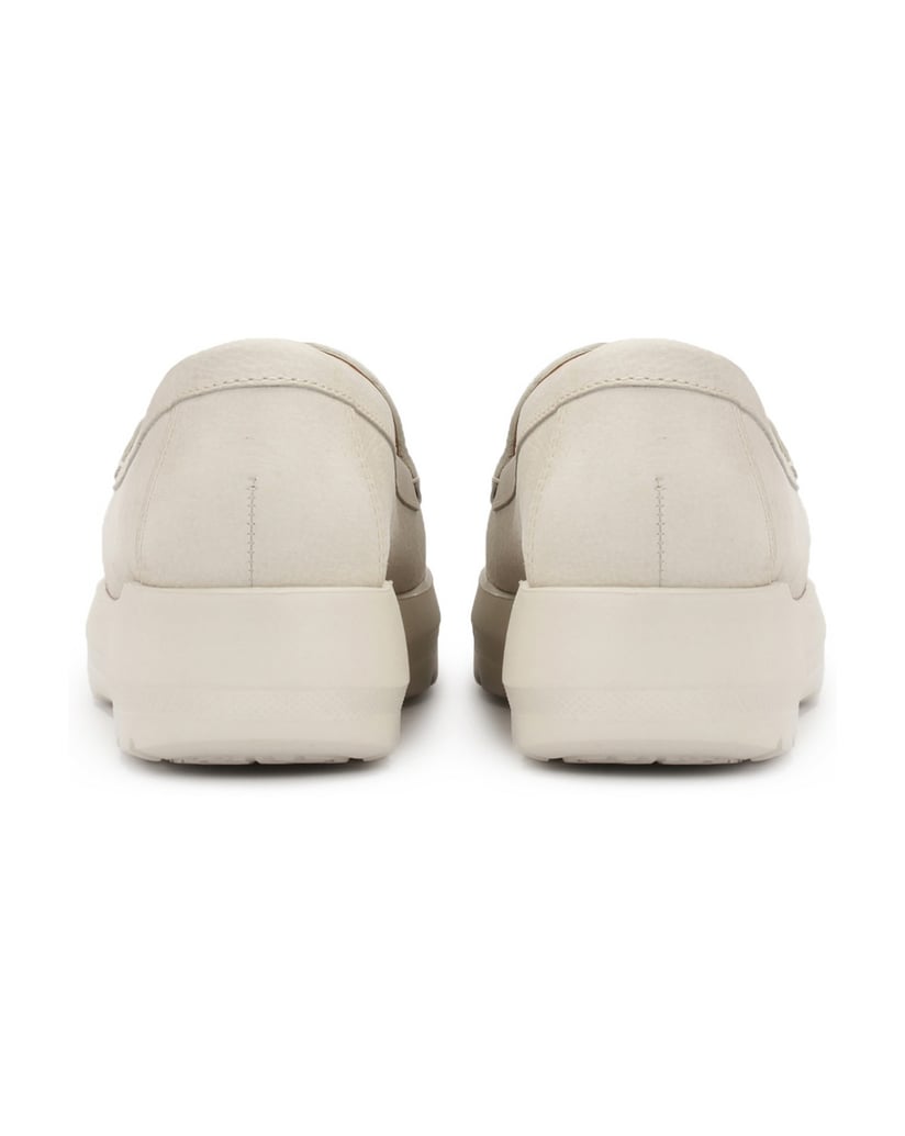 Kazar-Slipper-aus-Nubuk-mit-dicker-Sohle-weiss