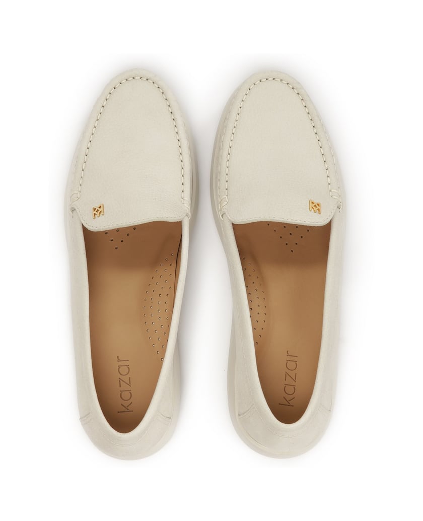 Kazar-Slipper-aus-Nubuk-mit-dicker-Sohle-weiss