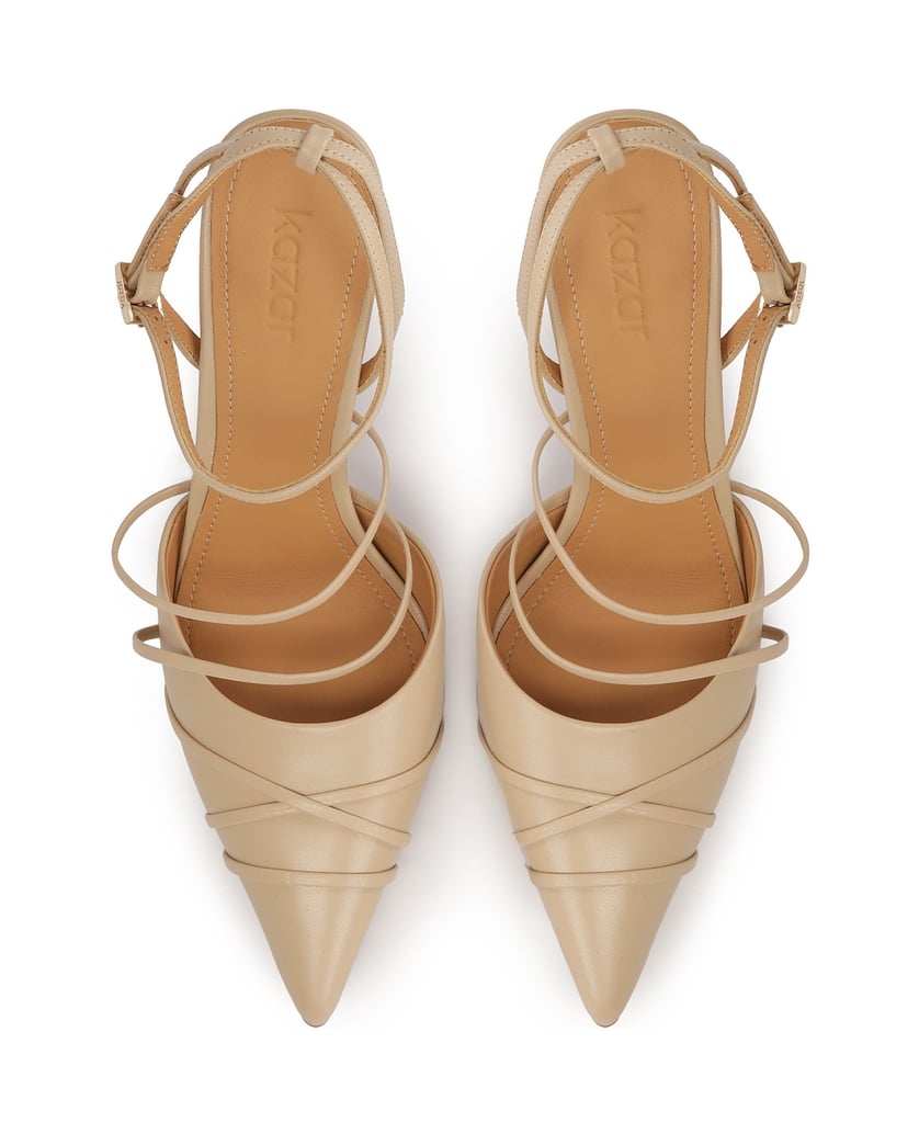 Kazar-Beigefarbene-Lederpumps-mit-Riemenverzierung-beige