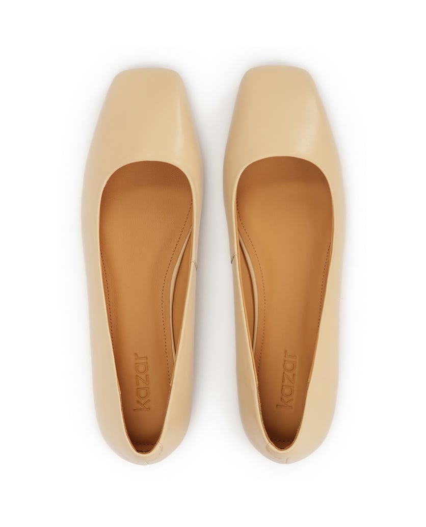 Kazar-Beigefarbene-Pumps-auf-flacher-Sohle-beige