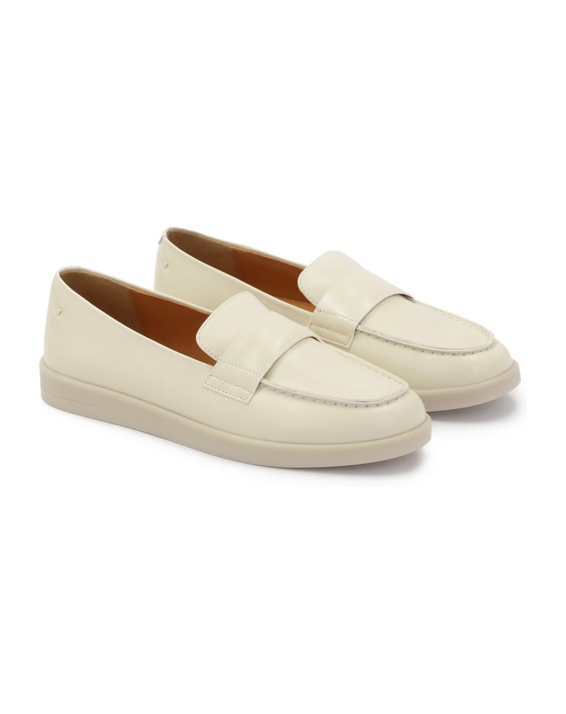Kazar-Slipper-aus-cremefarbenem-Leder-weiss