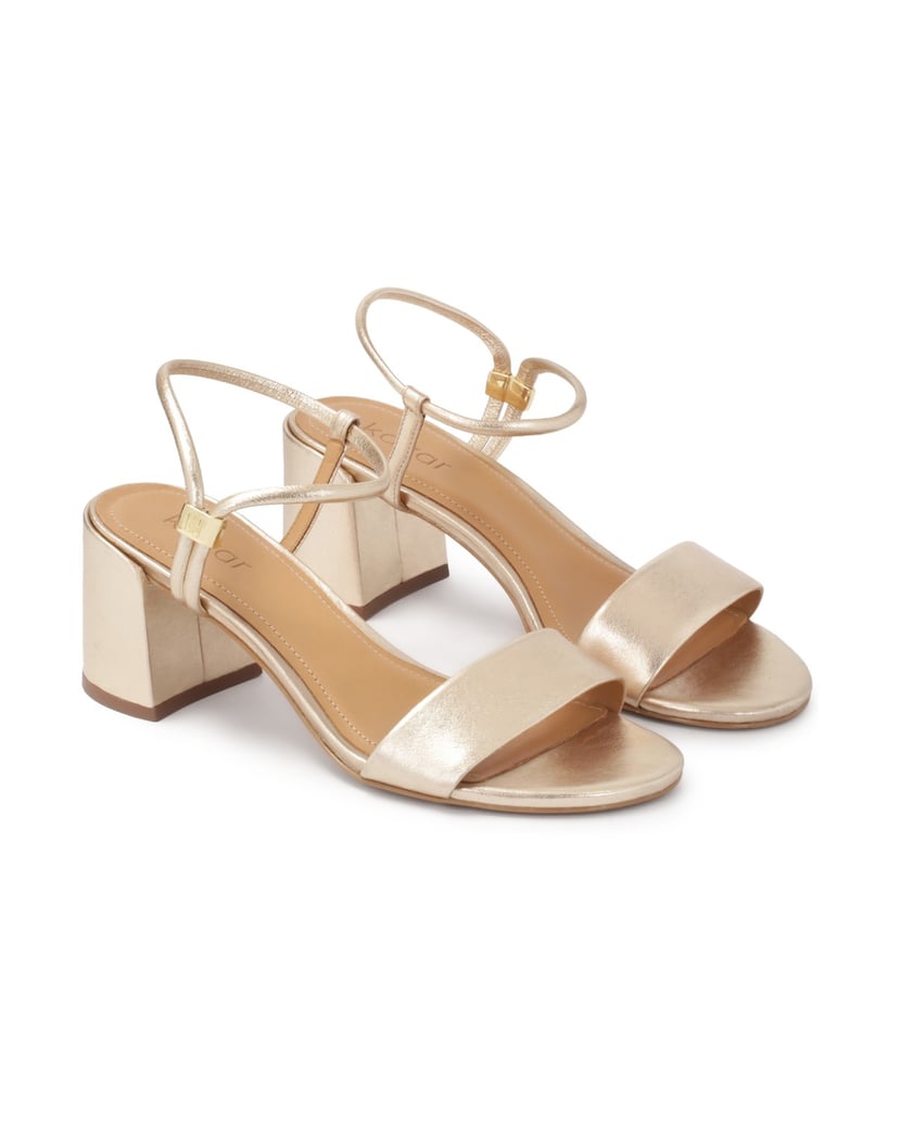 Kazar-Goldene-Sandalen-mit-einzigartigem-Verschluss-gold