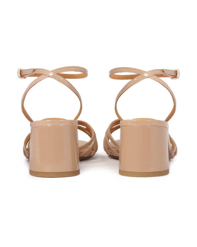 Kazar-Elegante-Sandale-mit-breitem-Absatz-aus-Lackleder-beige