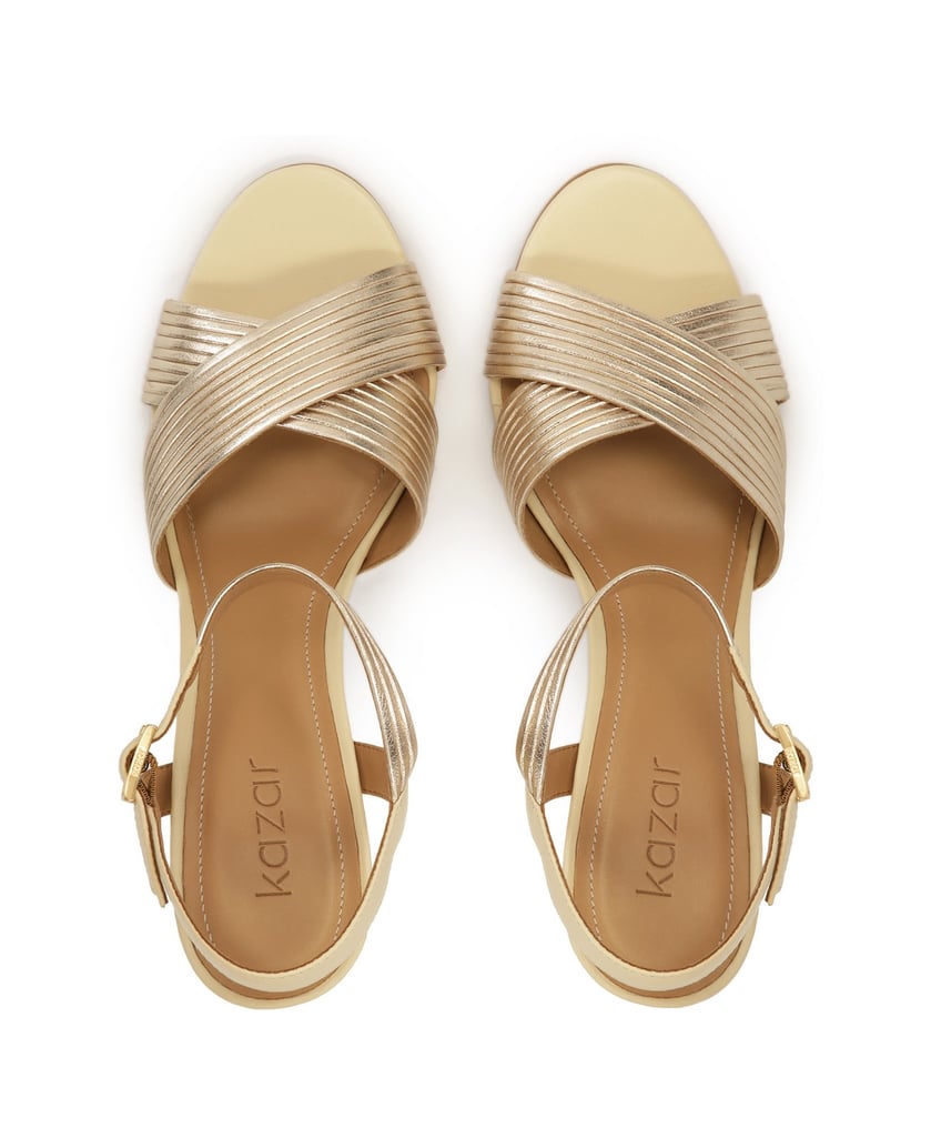 Kazar-Beige-goldene-Sandalen-mit-gekreuzten-Riemen-beige