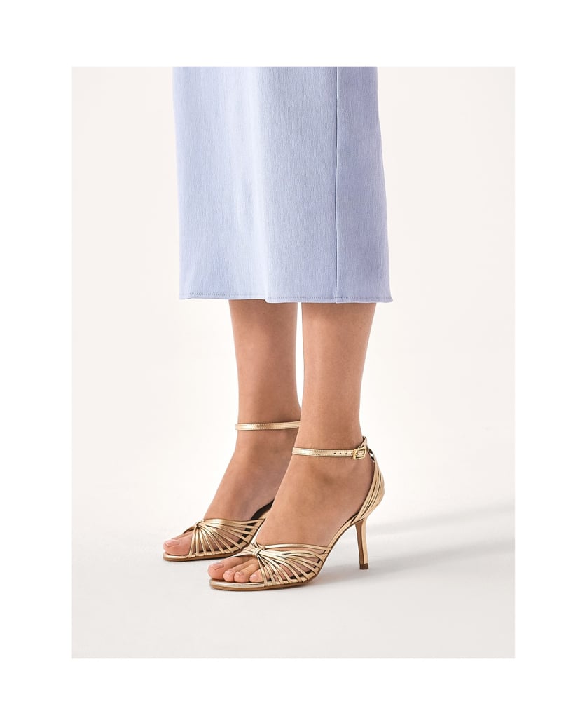 Kazar-Goldfarbene-Sandalen-mit-dünnen-Schnürchen-gold