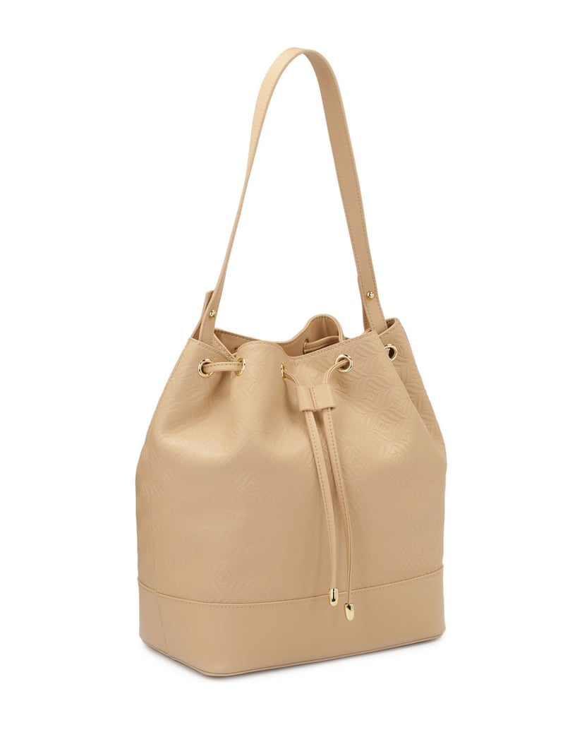 Kazar-Beuteltasche-aus-Leder-mit-einem-einzigartigen-Muster-beige