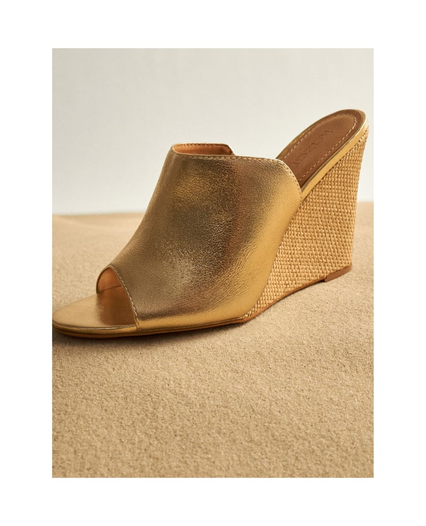 Kazar-Goldfarbene-Lederpantoletten-mit-Raffia-Absatz-gold