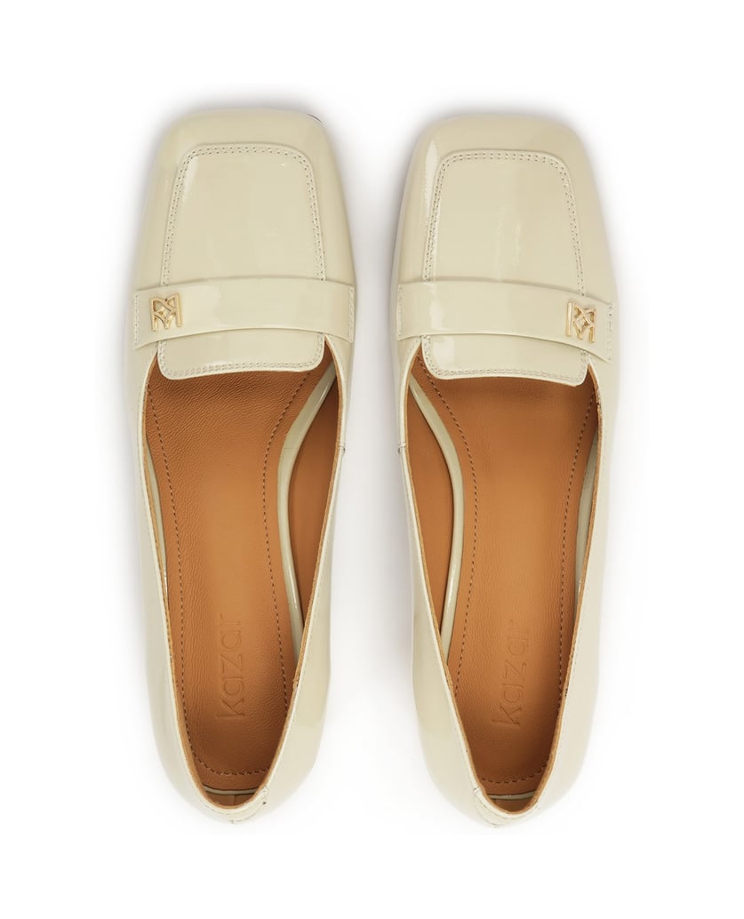 Kazar-Pumps-aus-Lackleder-mit-quadratischer-Zehenpartie-weiss