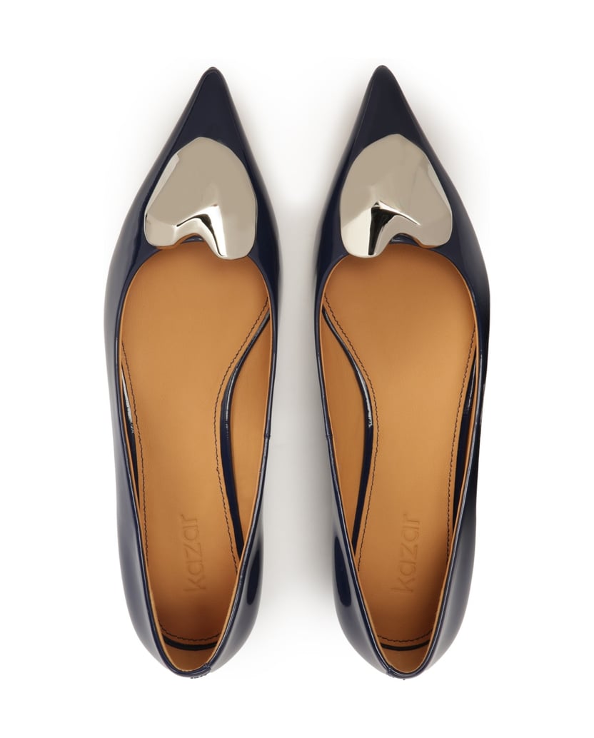 Kazar-Marineblaue-flache-Pumps-mit-großer-Verzierung-dunkelblau