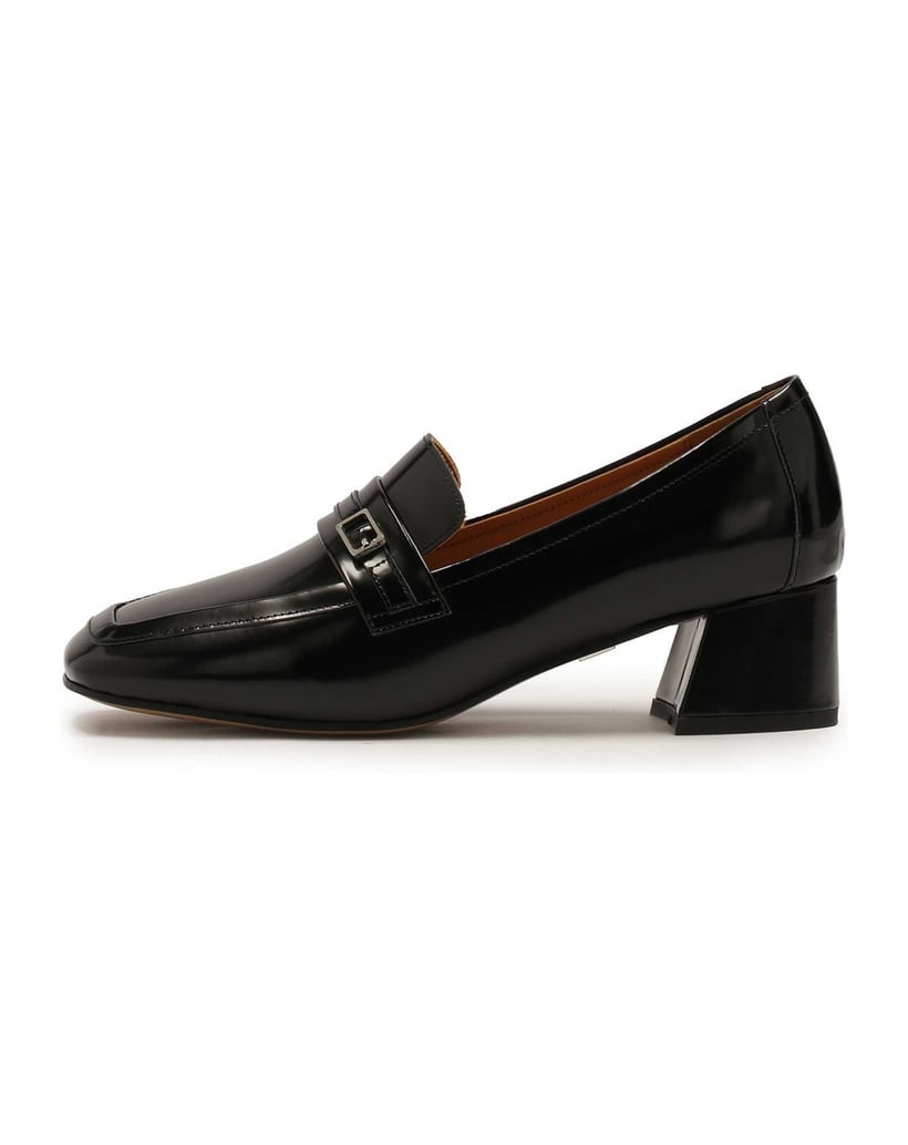 Kazar-Schwarze-Pumps-auf-einem-Block-aus-glänzendem-Leder-schwarz