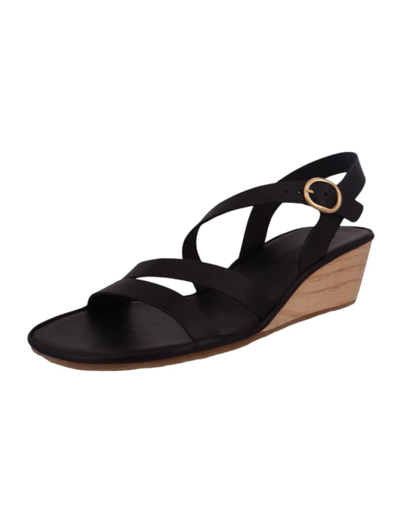 El-Naturalista-Sandalen-schwarz
