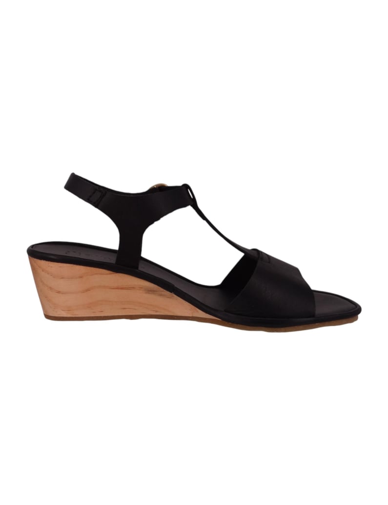 El-Naturalista-Sandalen-schwarz