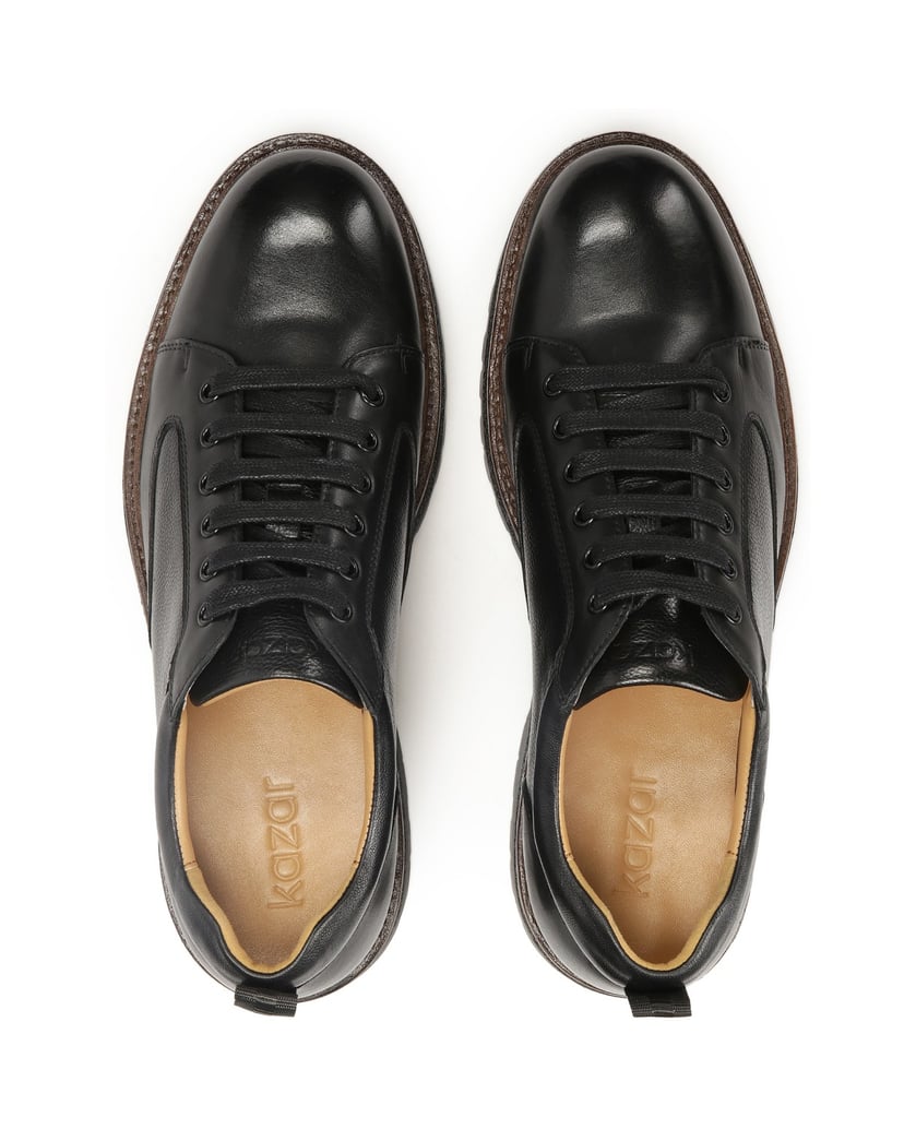 Kazar-Schwarze-Lederschuhe-mit-einer-markanten-Sohle-schwarz