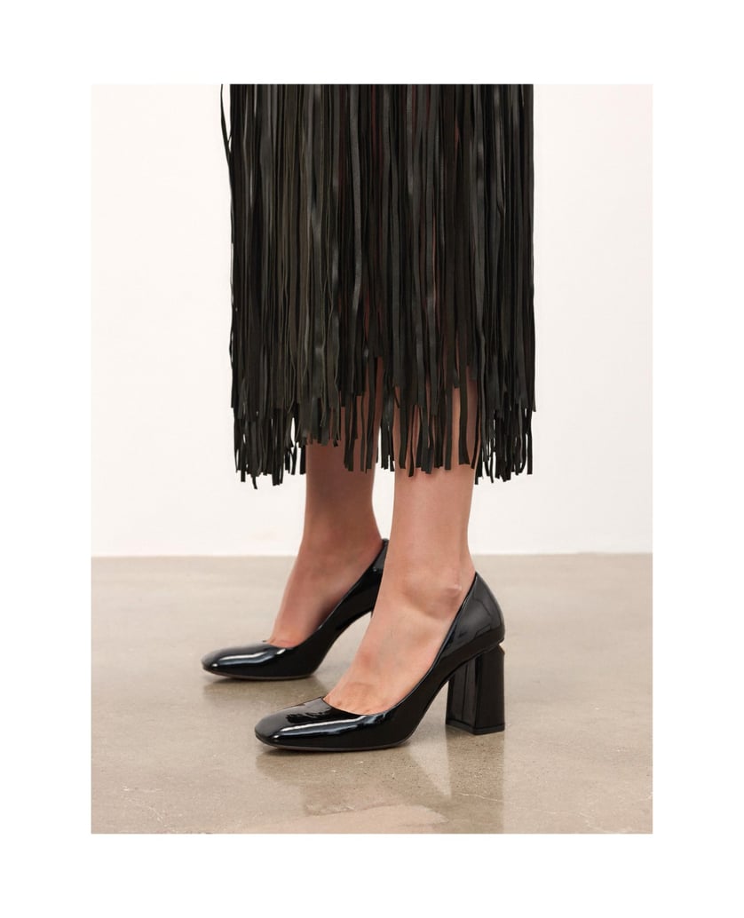 Kazar-Quadratisch-geschnittene-Pumps-aus-Lackleder-schwarz
