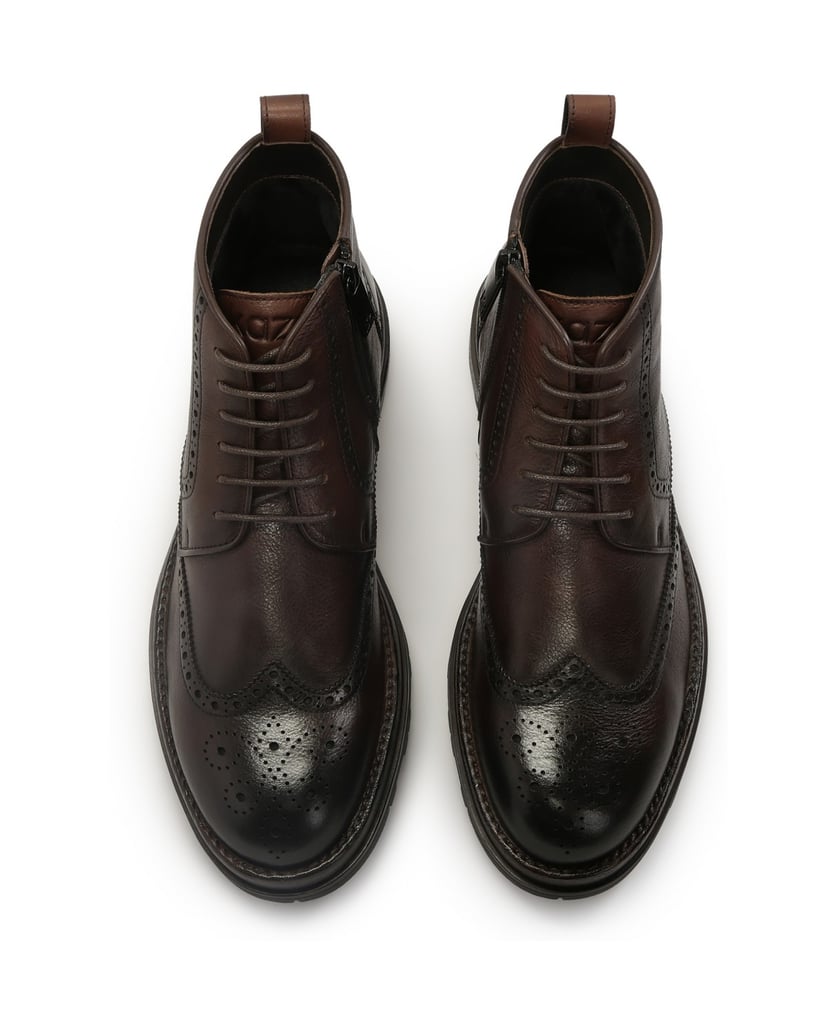 Kazar-Braune-Lederstiefel-mit-Ornamenten-braun