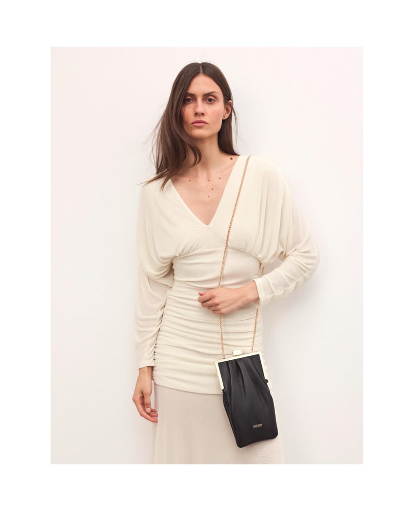Kazar-Längliche-Handtasche-aus-Leder-mit-Kette-schwarz