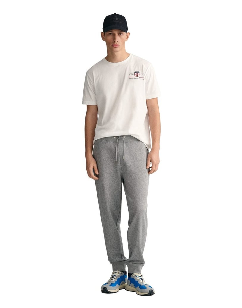 GANT-Herren-Jogginghose-Regular-Shield-Sweatpants-schwarz