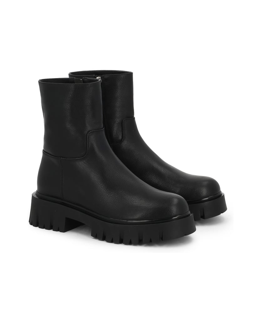Kazar-Stiefel-aus-schwarzem-Naturleder-mit-fester-Sohle-schwarz