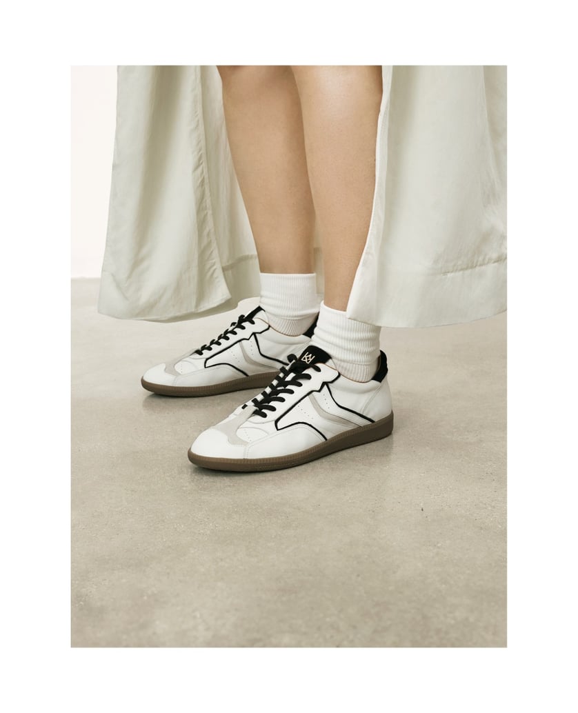 Kazar-Schwarze-und-weiße-Ledersneakers-mit-Wildledereinsätzen-weiss