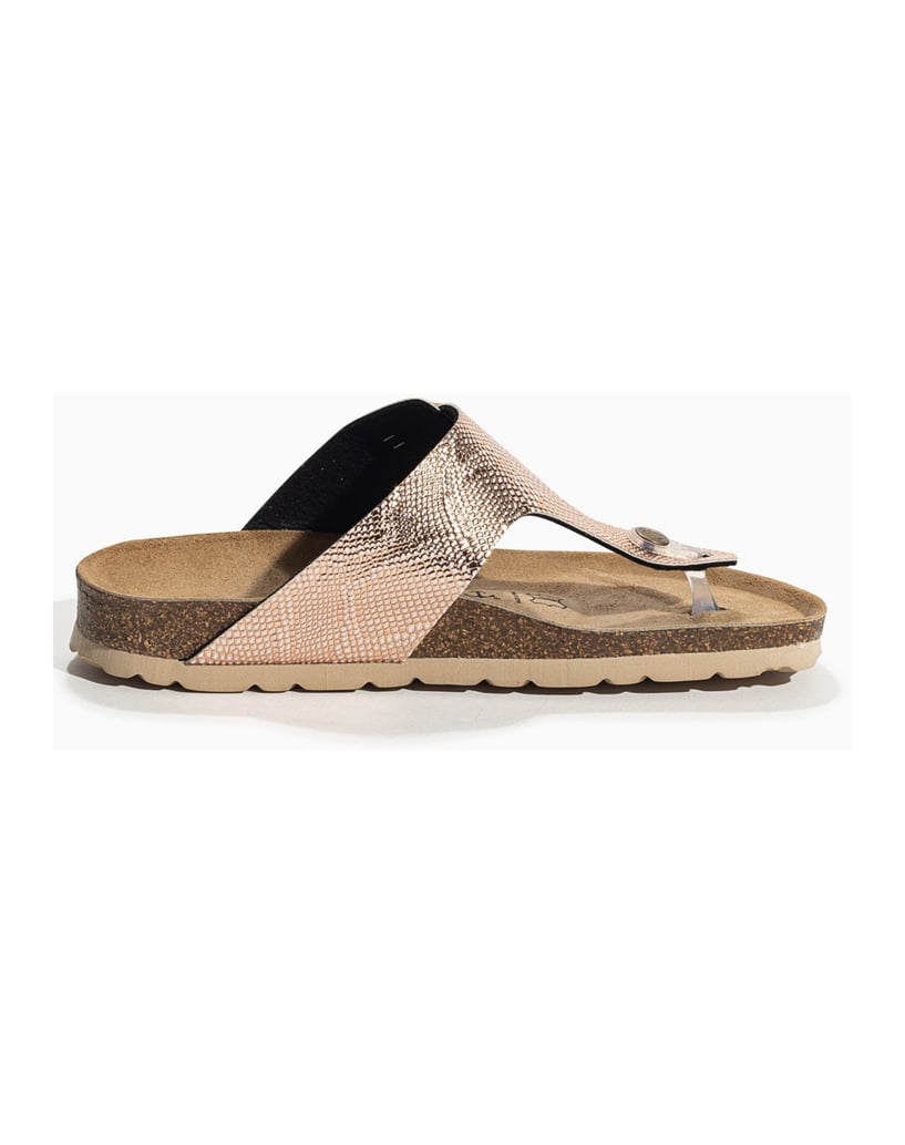 Bayton-Tongs-woman-Mercure-gold