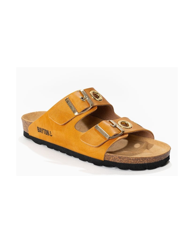 Bayton-Mules-woman-Janny-schwarz