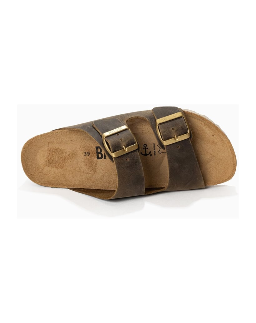 Bayton-Mules-woman--Atlas-braun