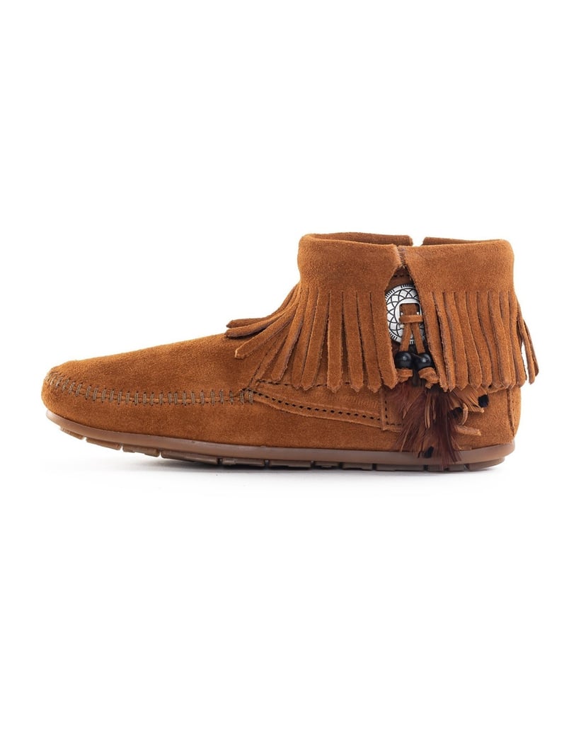 MINNETONKA-Concho-Feather-Low-Boots