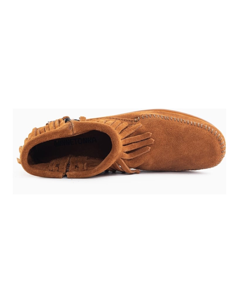 MINNETONKA-Concho-Feather-Low-Boots