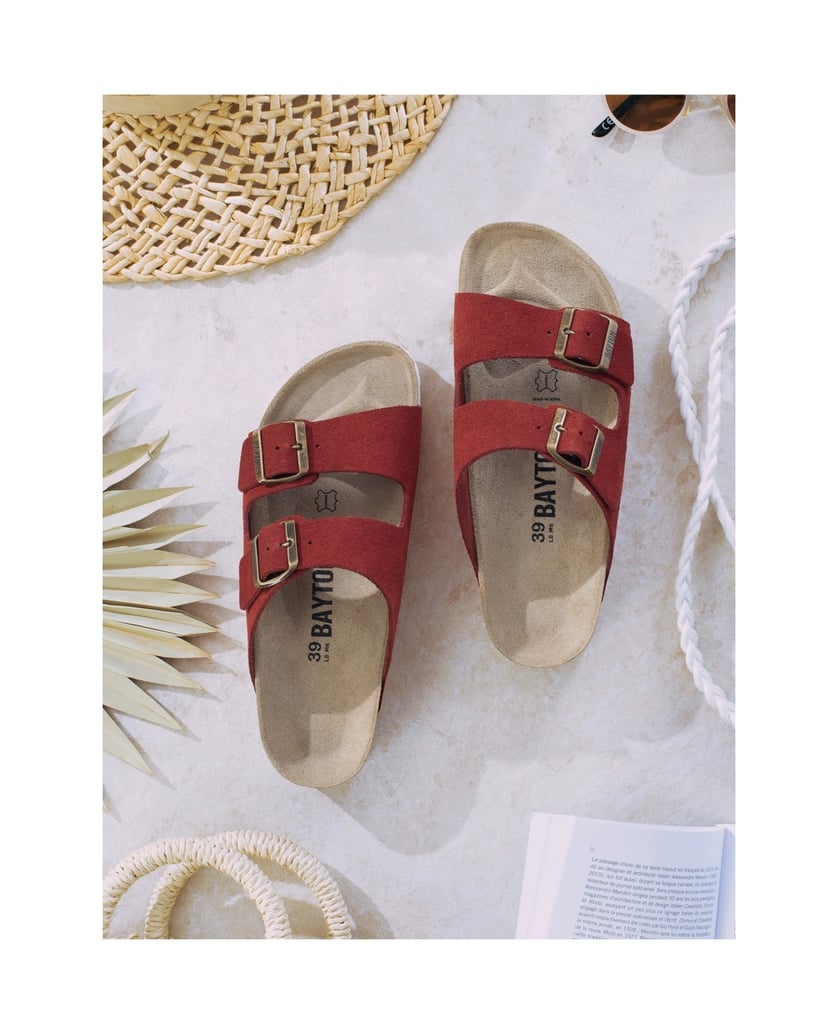 Bayton-Mules-women-Tracy-gelb