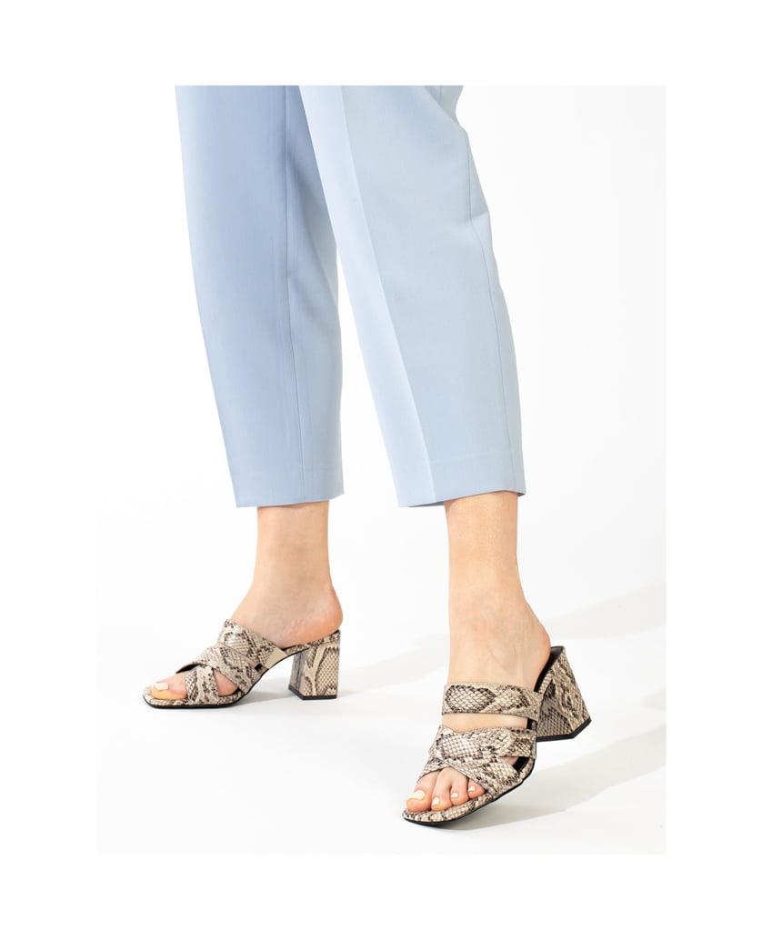 Celena-Sandalen-mit-eckigem-Absatz-CONNIE-PYTHON-beige