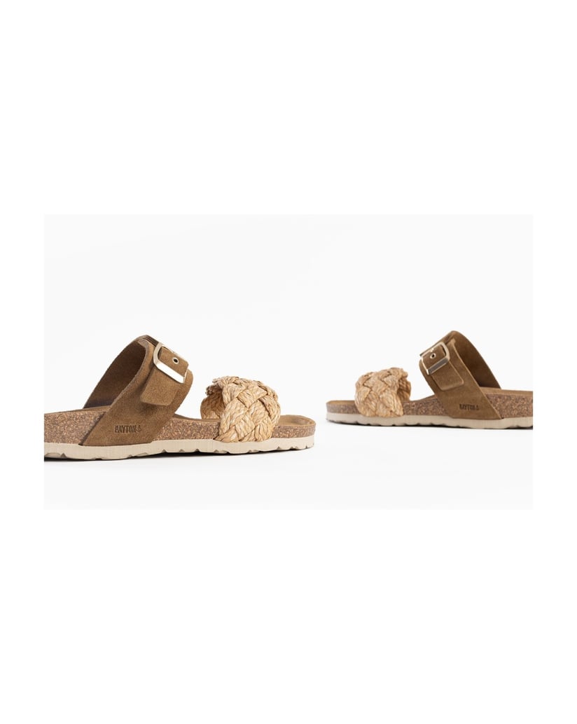 Bayton-Carina-mules-camel-