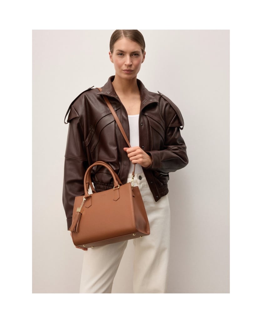 Kazar-Hellbraune-Lederhandtasche-mit-Schlüsselring-camel