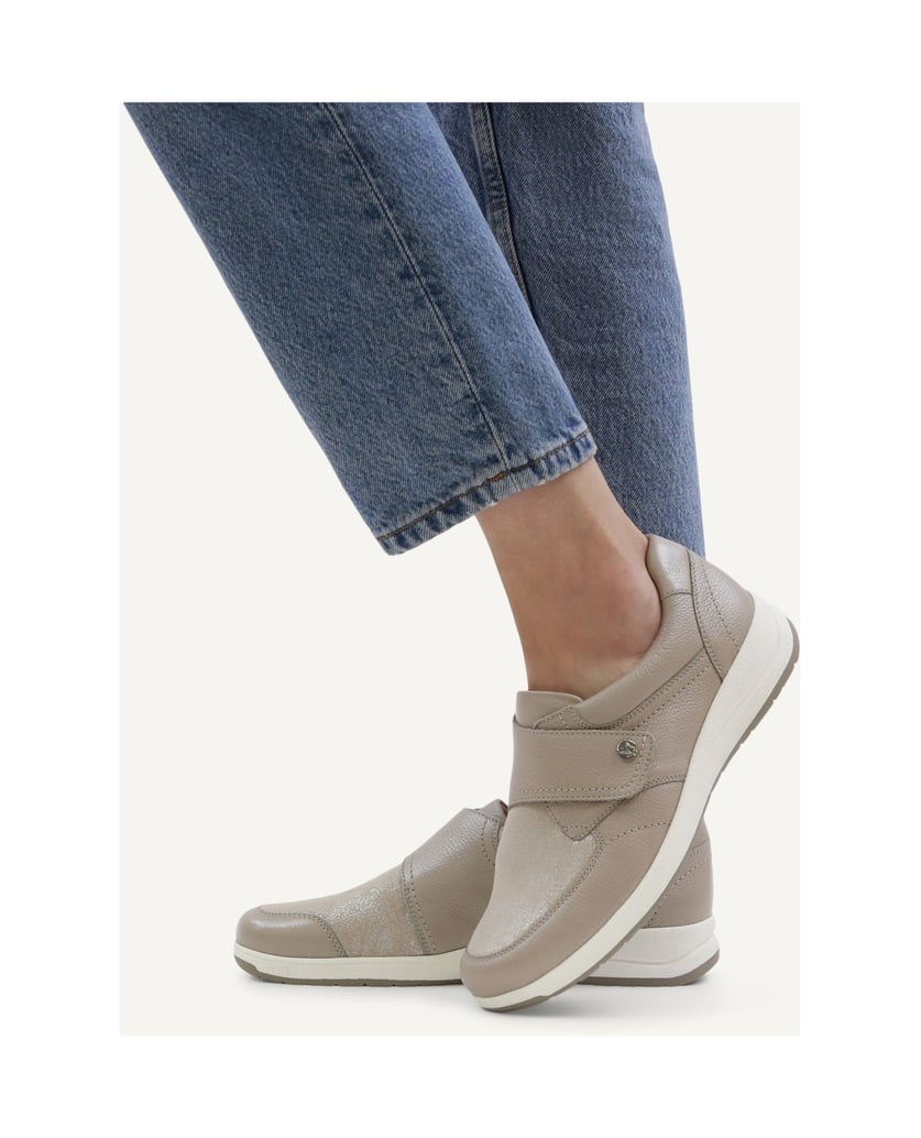 Caprice-Slipper-schwarz