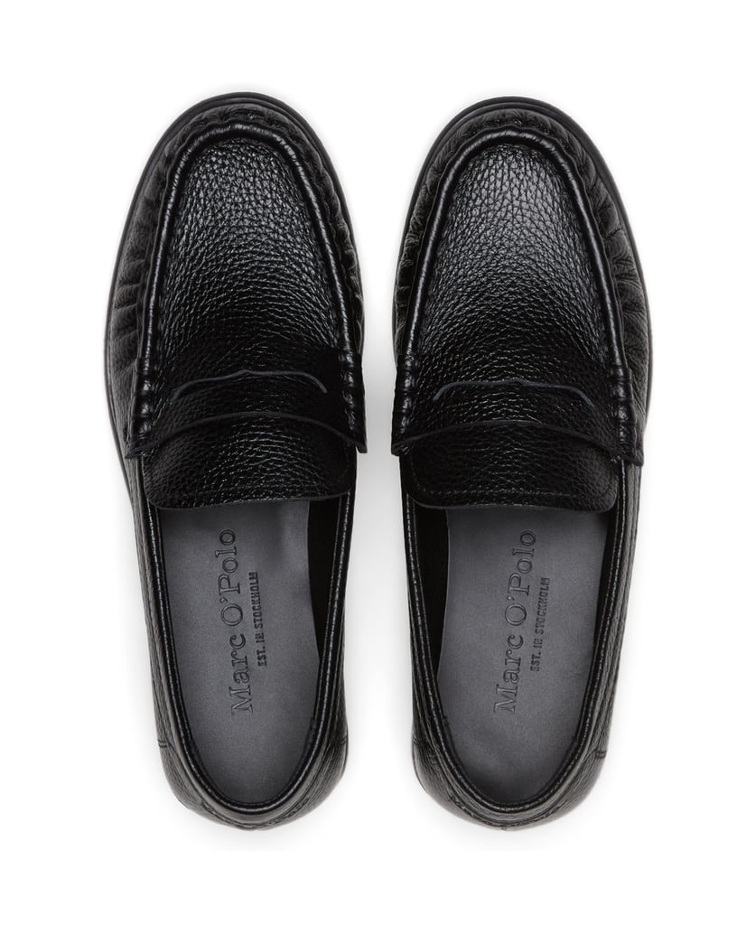 Marc-O´Polo-Penny-Loafer-Model-Fiona-schwarz