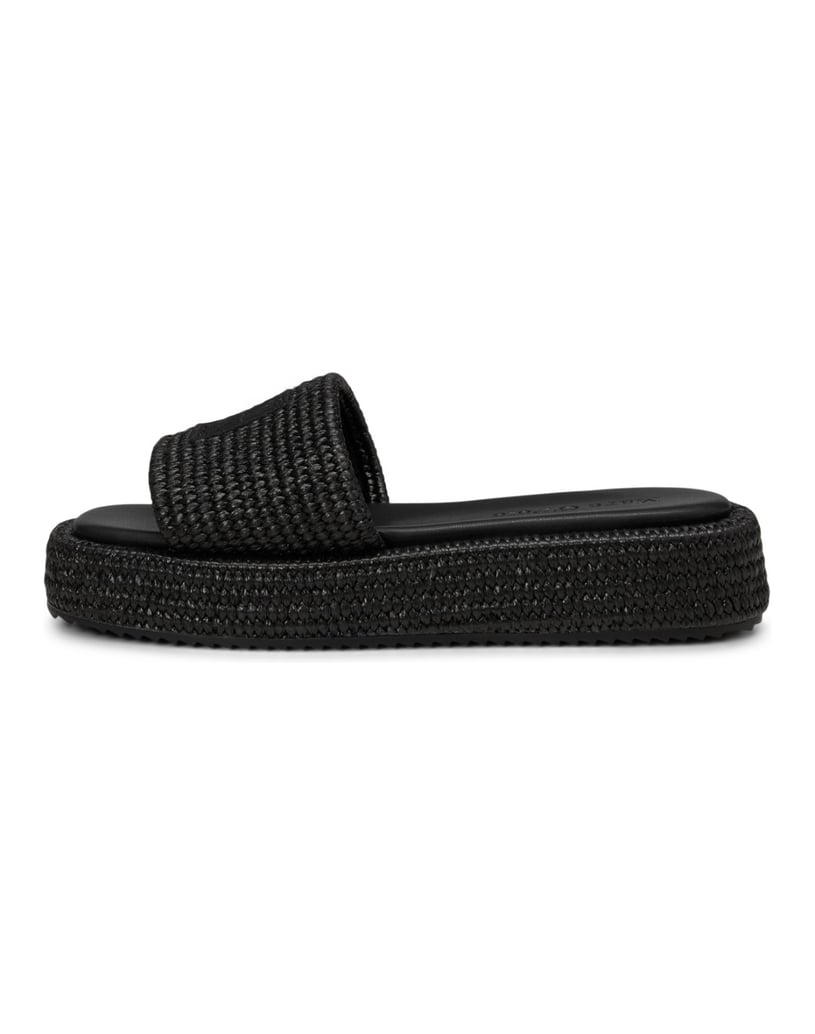 Marc-O´Polo-Plateau-Slides-Model-Larissa-schwarz