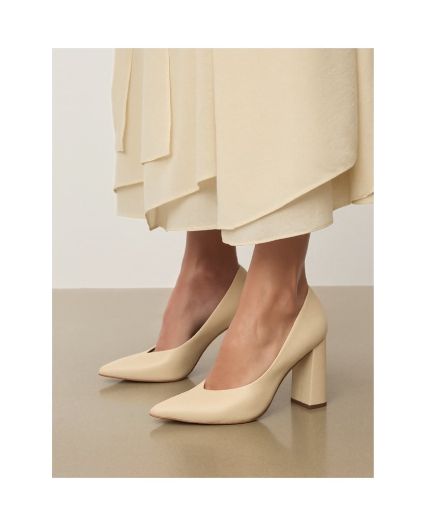 Kazar-Helle-Lederpumps-mit-breitem-Absatz-beige