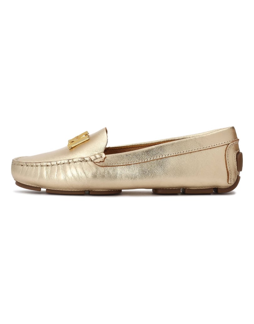 Kazar-Mokassins-aus-Leder-mit-goldenem-Monogramm-gold