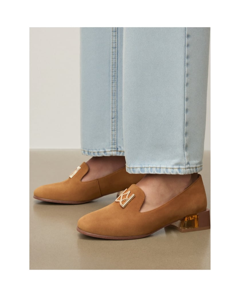 Kazar-Halbschuhe-aus-Wildleder-mit-auffälligem-Absatz-camel