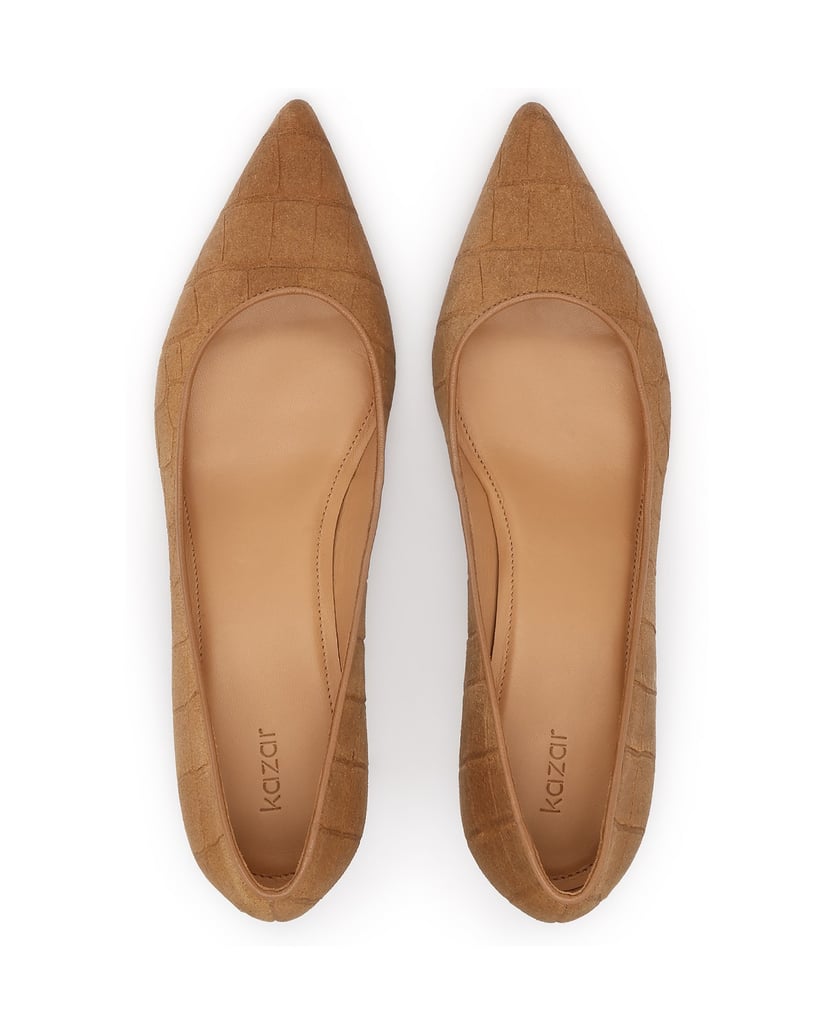 Kazar-Braune-Nubuk-Pumps-mit-geprägtem-Muster-camel