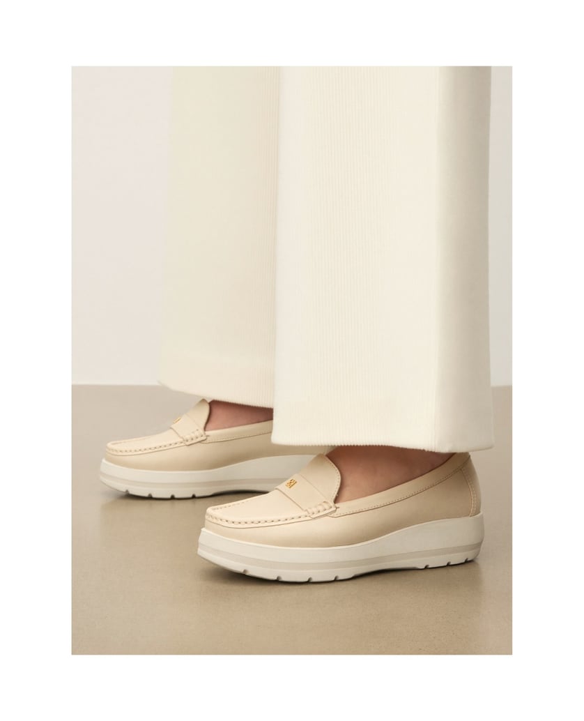 Kazar-Schlupfhalbschuhe-aus-Leder-mit-dicker-Sohle-weiss
