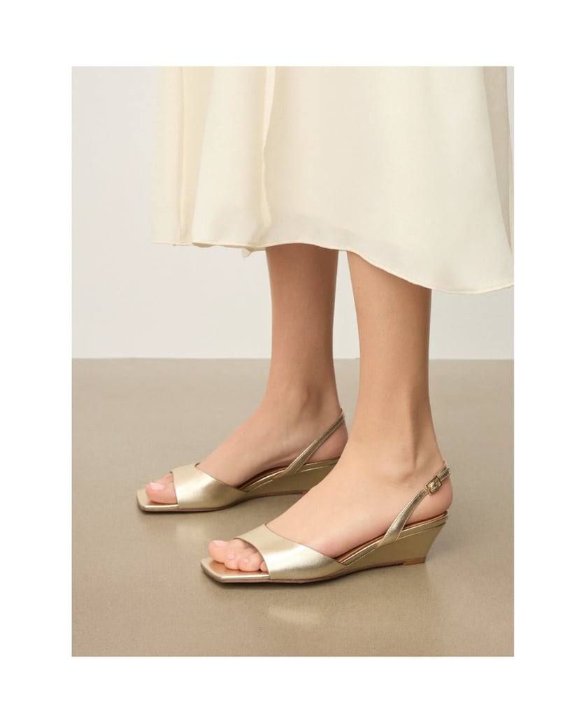 Kazar-Goldene-Sandalen-mit-niedrigem-Absatz-aus-Naturleder-gold