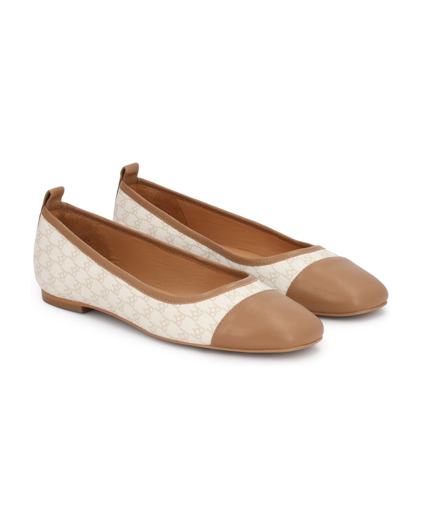 Kazar-Ballerinas-mit-Monogrammen-und-einfarbiger-Nase-weiss