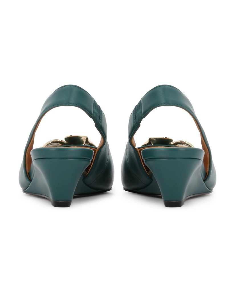 Kazar-Grüne-Pumps-mit-goldenen-Verzierungen-grün