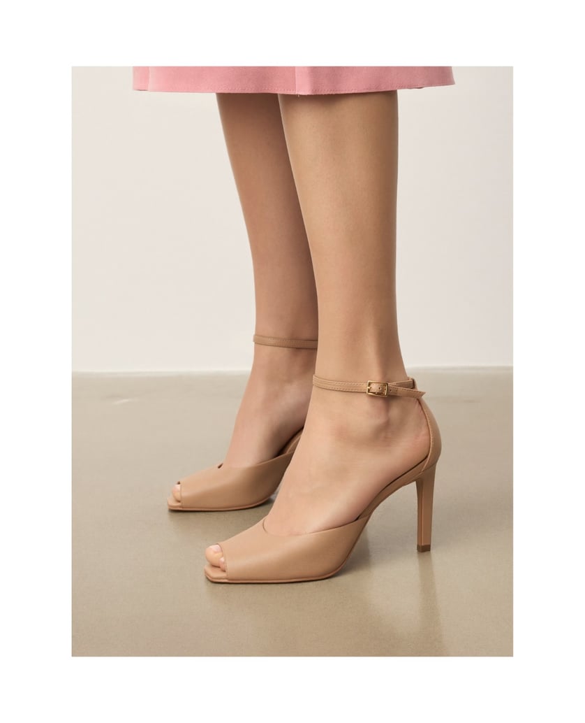 Kazar-Beigefarbene-Sandalen-mit-quadratischer-Spitze-beige