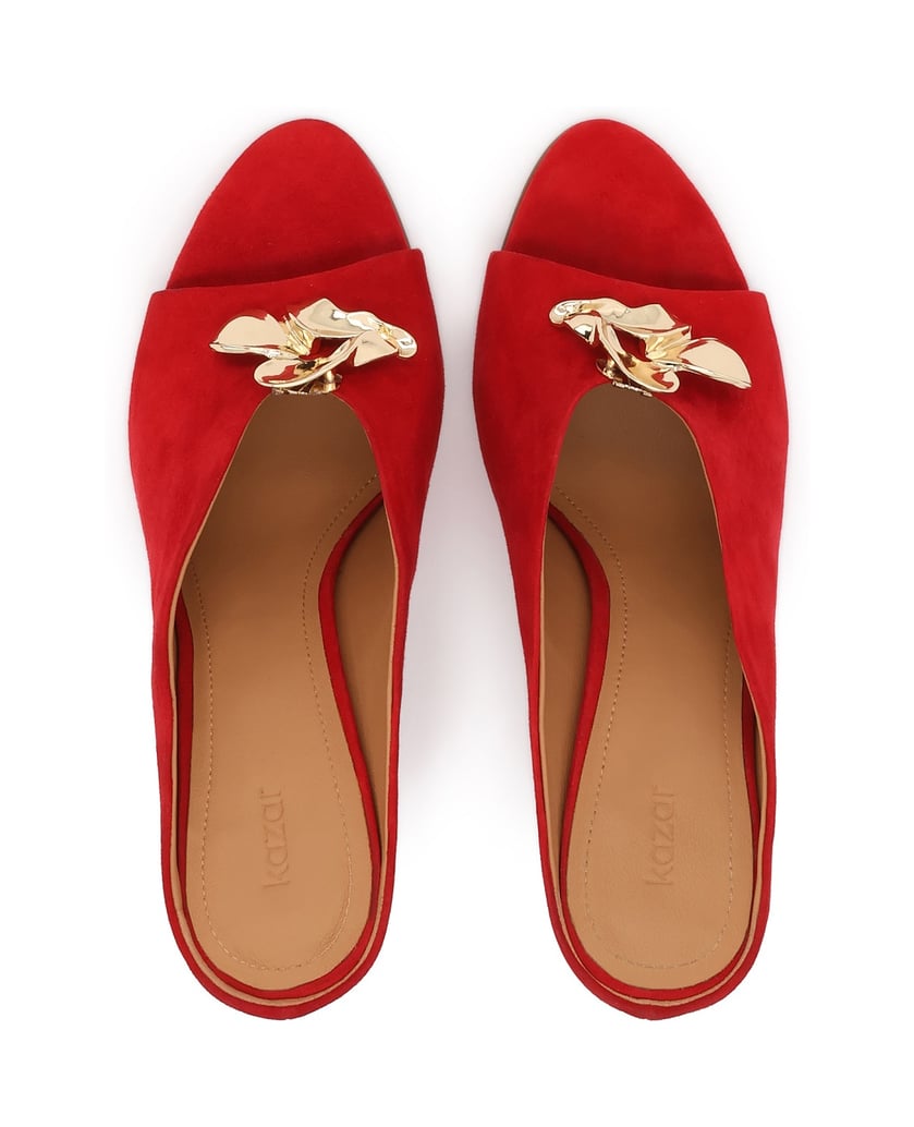 Kazar-Rote-Wildleder-Flip-Flops-mit-Zierbrosche-rot