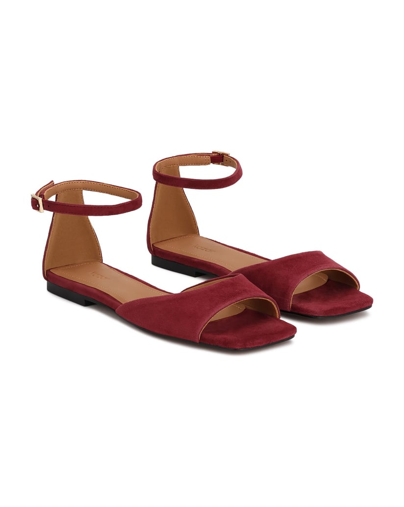 Kazar-Kastanienbraune-Wildledersandalen-mit-Riemen-um-den-Knöchel-rot
