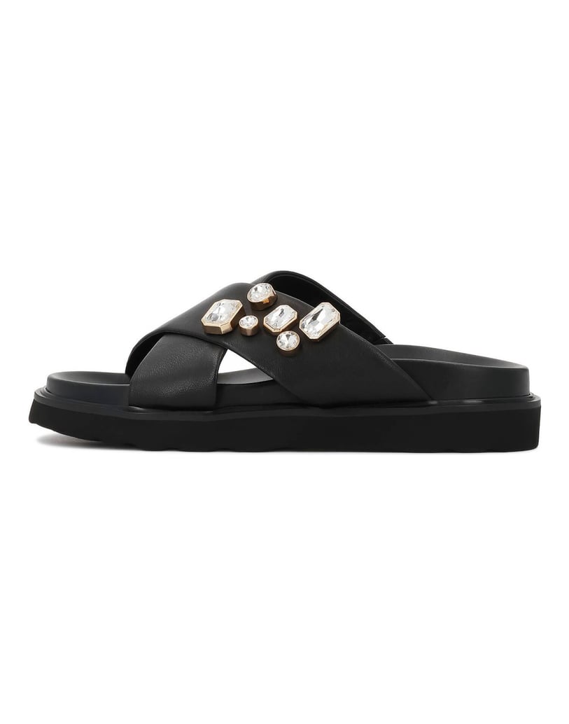 Kazar-Schwarze-Leder-Flip-Flops-mit-Schmuckverzierungen-schwarz