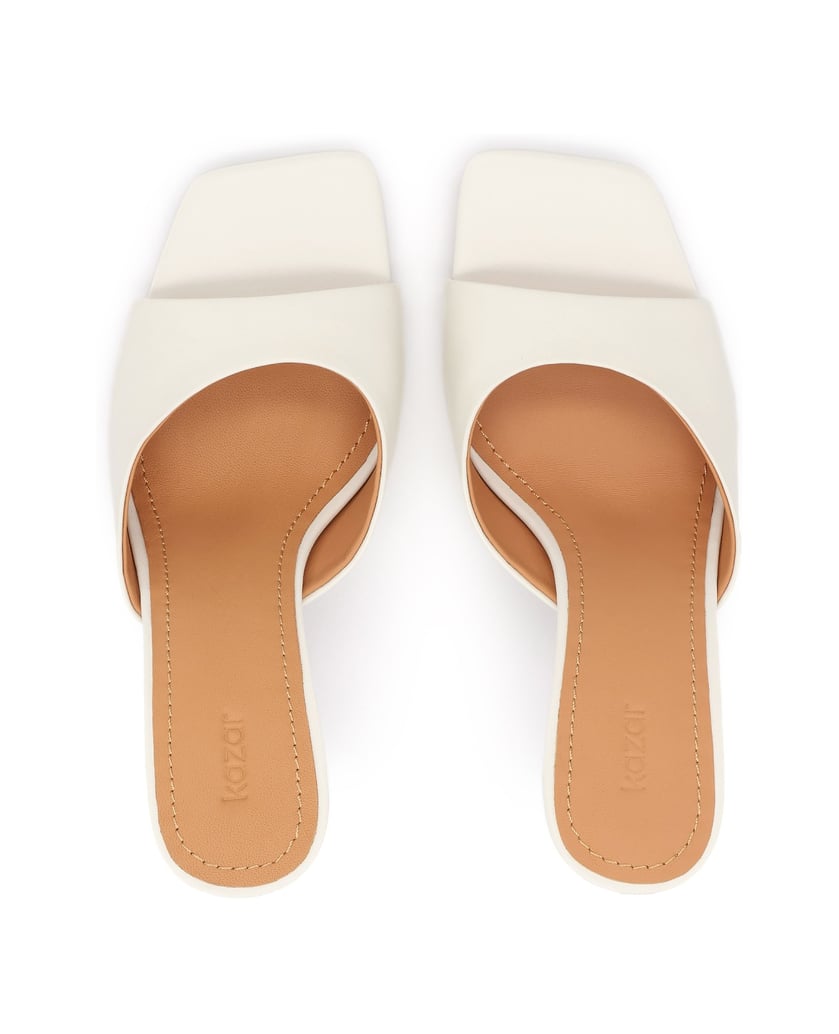 Kazar-Flip-Flops-aus-Naturleder-in-gebrochenem-Weiß-weiss