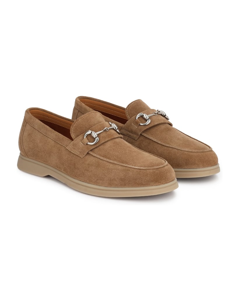 Kazar-Beigefarbene-Slipper-mit-Metallstäbchen-Verzierung-camel